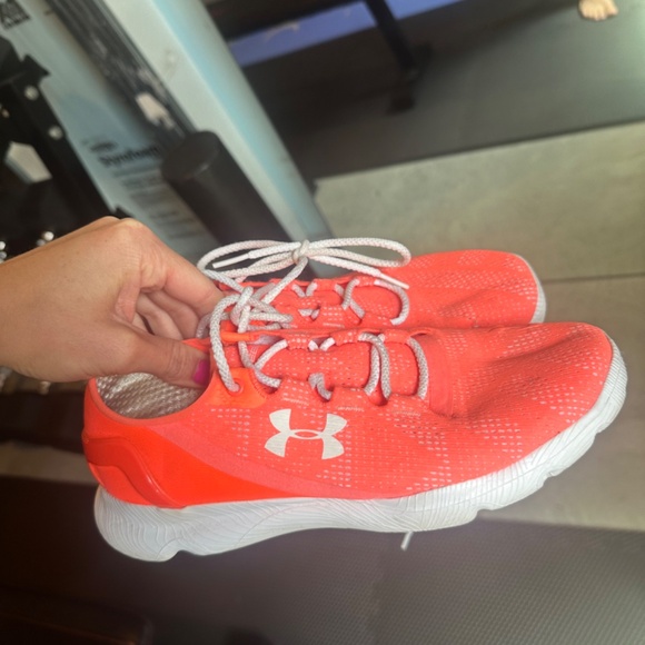 Under Armour sneakers - Picture 3 of 4